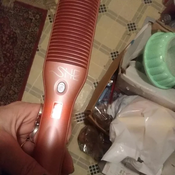 SHE by Beyond the Beauty Brush N Go X2 HB-Rose Gold Ceramic Heat Brush. - Picture 5 of 5